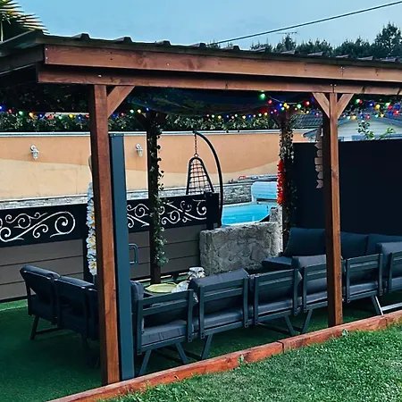 La Regence Ch 3 בית הארחה